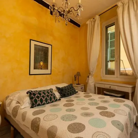 Apartment Ah! Charme Et Authentique Avec Parking Nizza